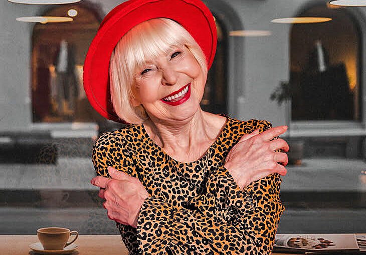 IWD2023-theme-EmbraceEquity14